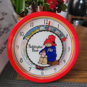 Paddington bears wall clock. Battery operated.